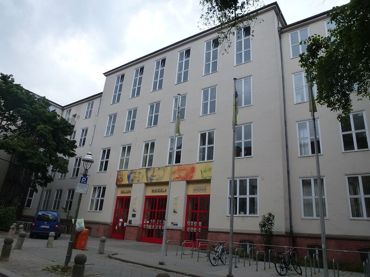 Nelson-Mandela-Schule - Köln